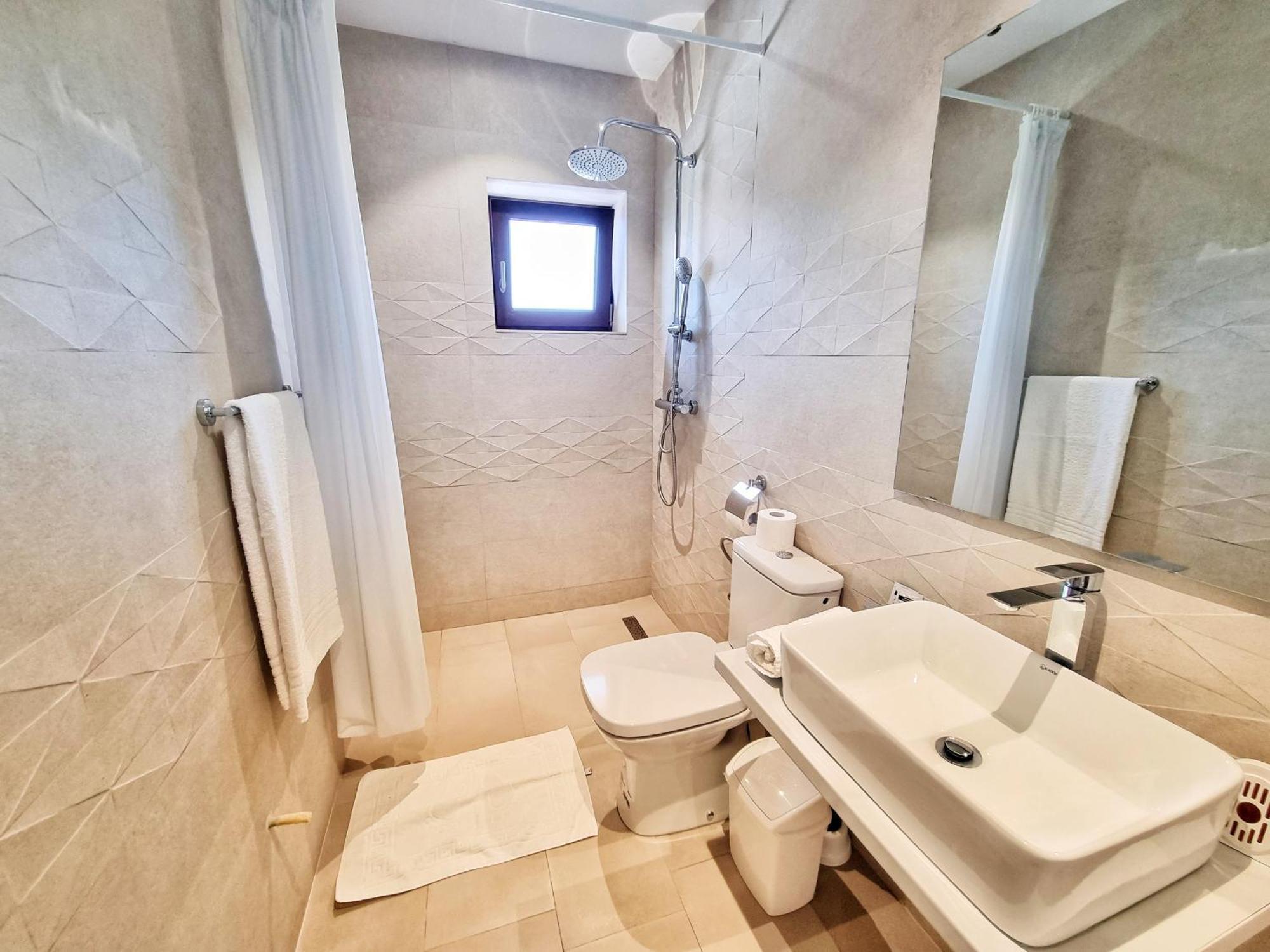 Casa Cochilia - Camera Privata In Localitatea Tuzla Esterno foto